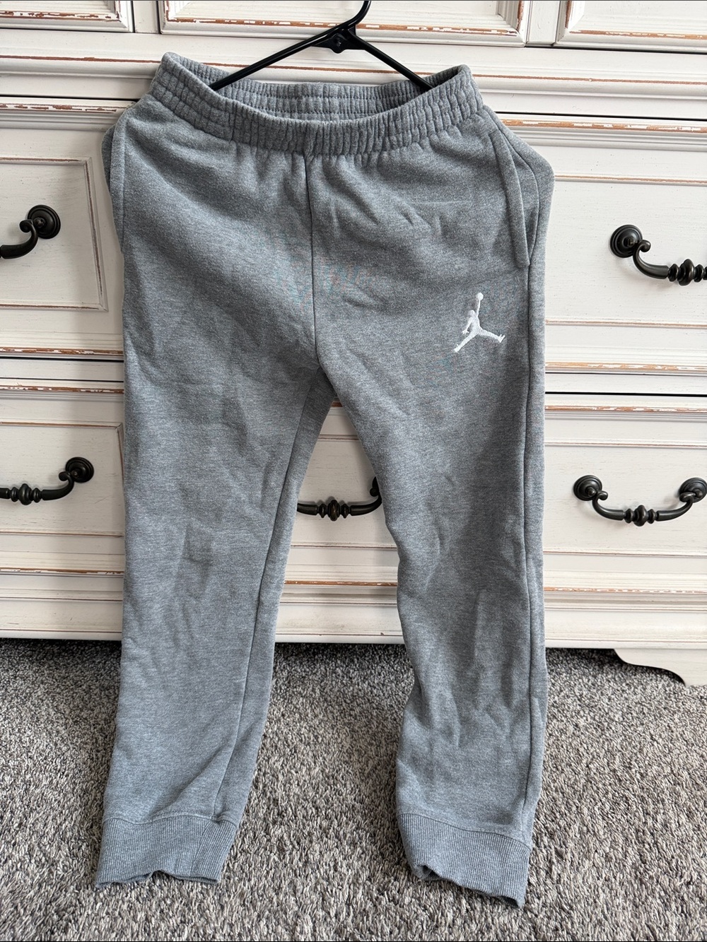 Jordan Grey Kids' Joggers with White Jumpman